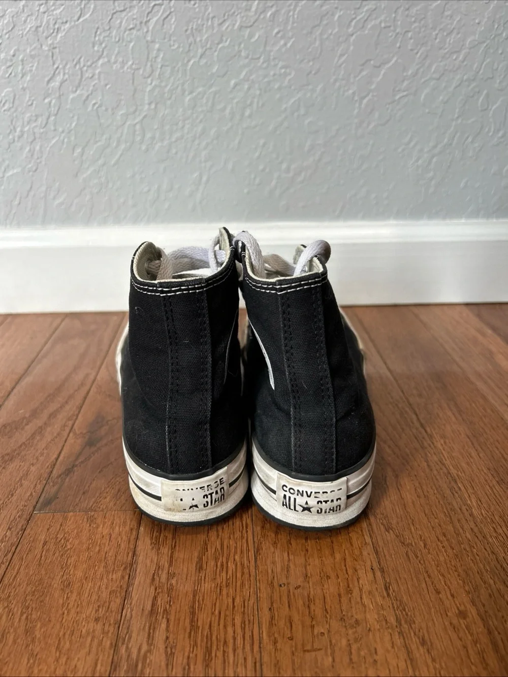 Converse Chuck Taylor Sneakers High Top Platform Shoes Girls Size 2 Black